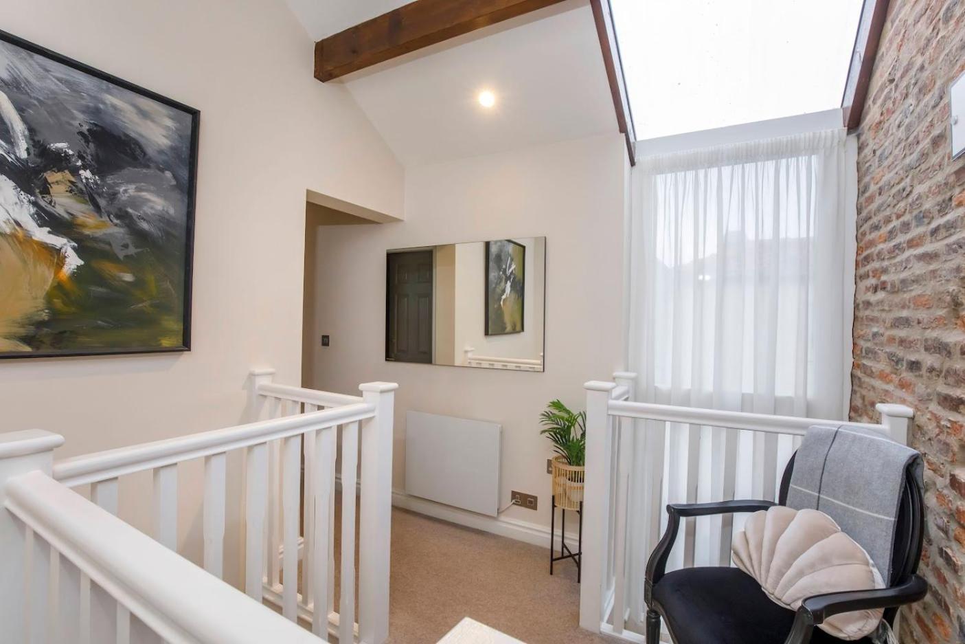 Villa The Mitchell York Exterior foto
